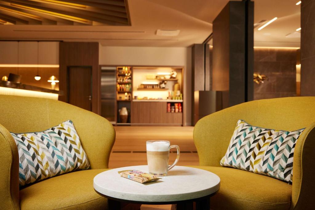 Adina Apartment Hotel Dusseldorf - Resim 24