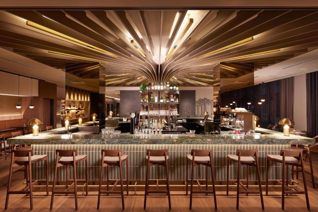 Adina Apartment Hotel Dusseldorf - Resim 26