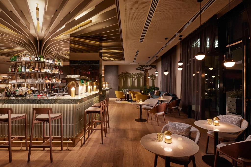 Adina Apartment Hotel Dusseldorf - Resim 27