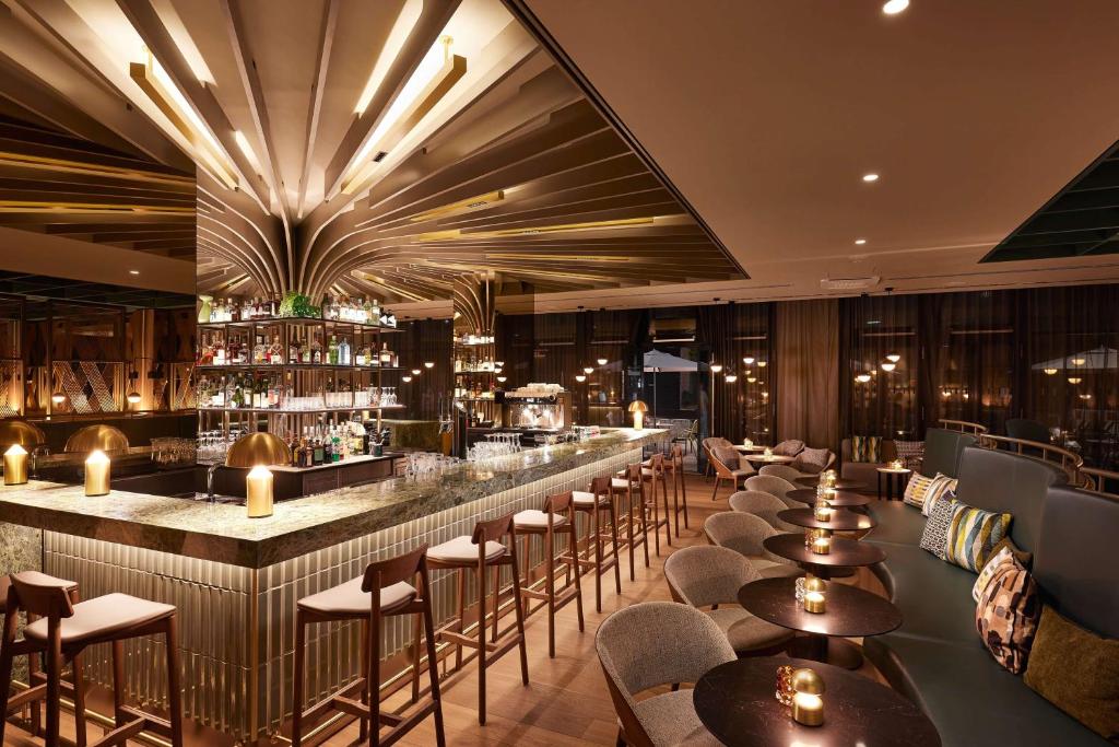 Adina Apartment Hotel Dusseldorf - Resim 28