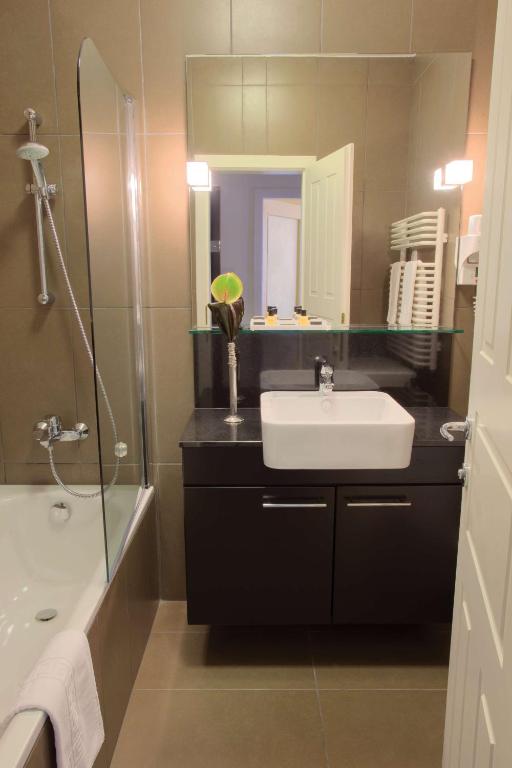 Adina Apartment Hotel Budapest - Resim 25