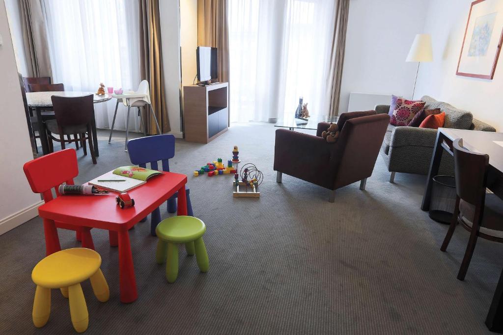 Posezení v ubytování Adina Apartment Hotel Budapest