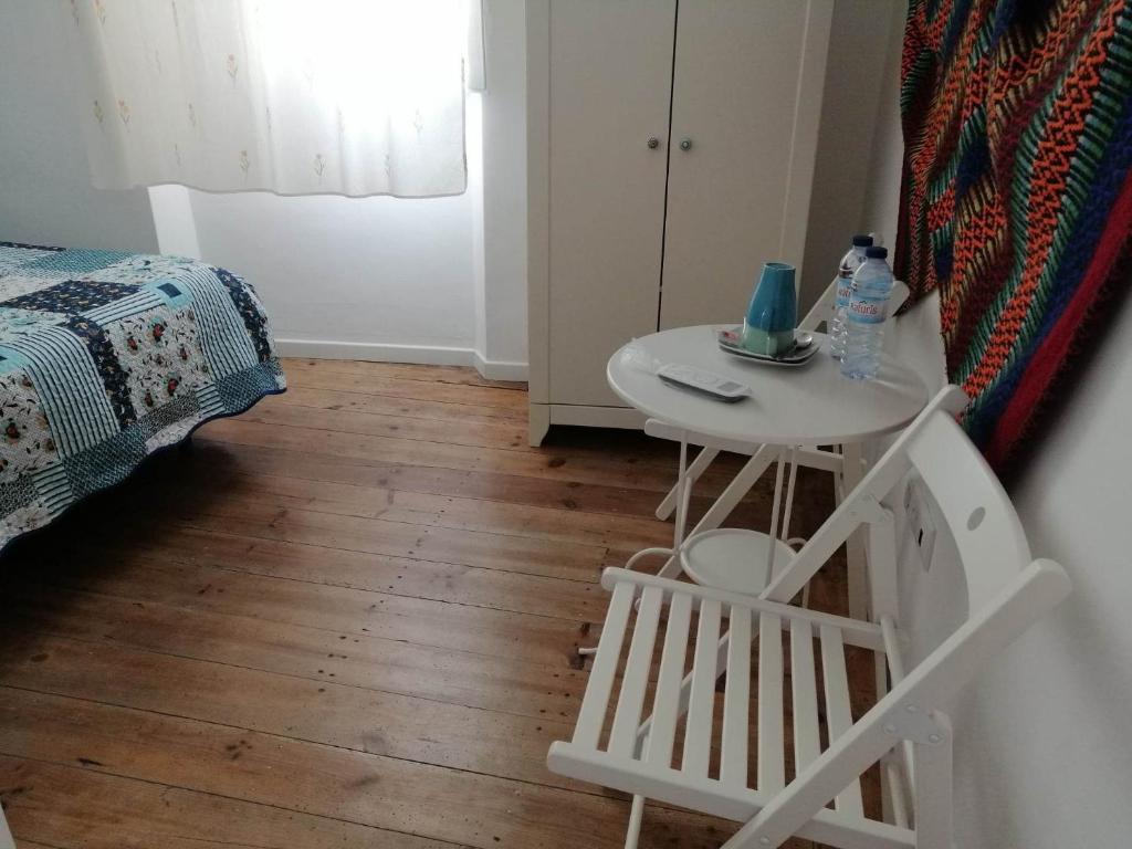 The Aqueduct Guesthouse - 12