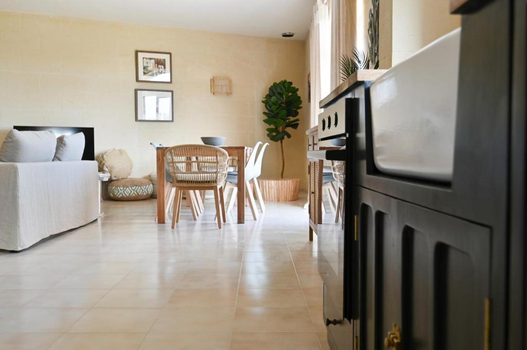Kuchyň nebo kuchyňský kout v ubytování Ogygia Suites Gozo