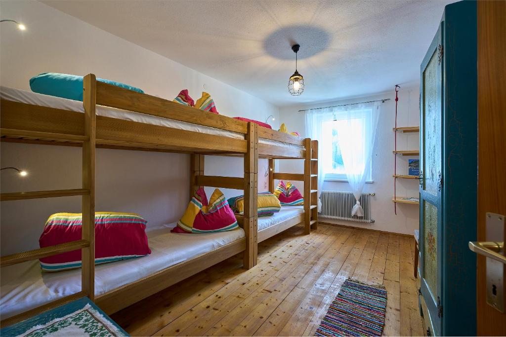 Postel nebo postele na pokoji v ubytování Gasthof Lamm