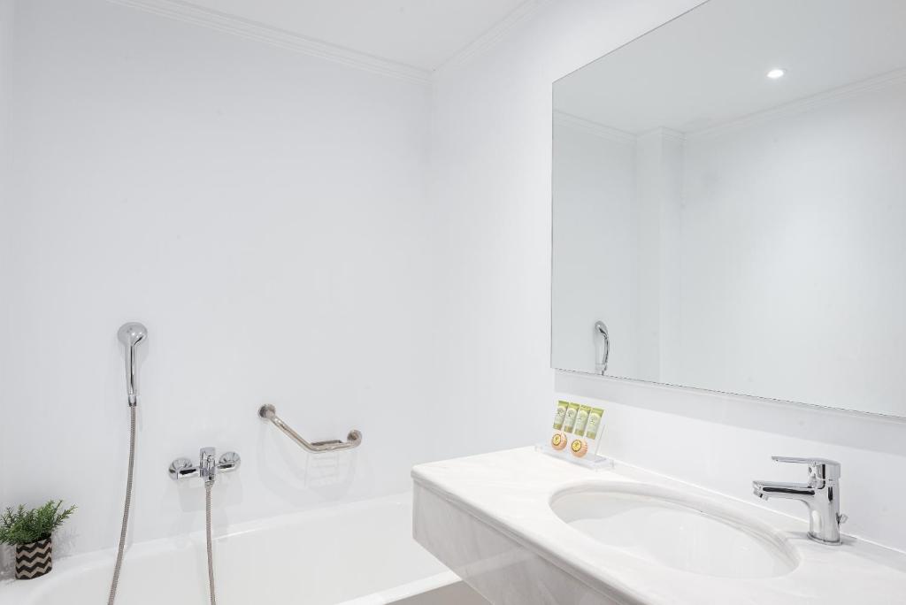 Acropolis Select - Resim 45