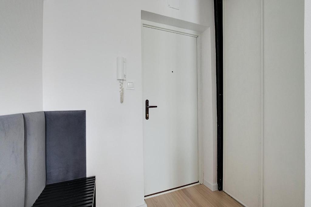 Fotografia z galérie ubytovania Urban Oasis Private Apartment with Palace of Culture View vo Varšave