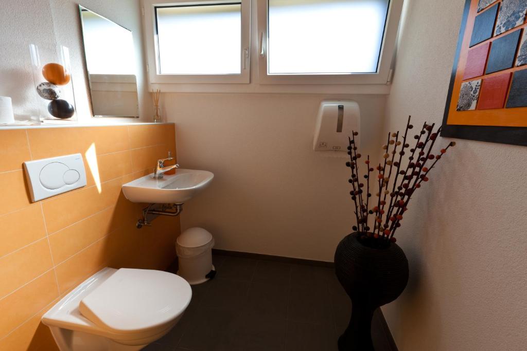 Koupelna v ubytování Hotel Garni Simplon