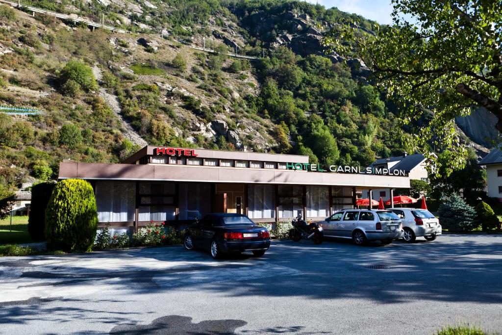 Nespecifikovaný výhled na hory nebo výhled na hory při pohledu z hotelu