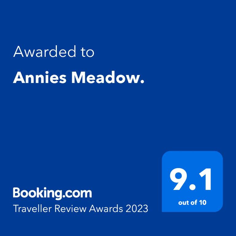 Certifikát, hodnocení, plakát nebo jiný dokument vystavený v ubytování Annies Meadow.