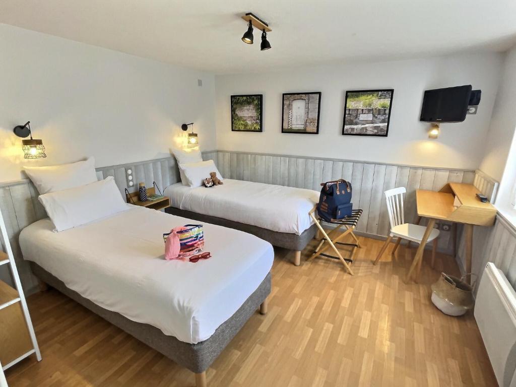Logis Hôtel du Cygne - Suite Mit Terrasse