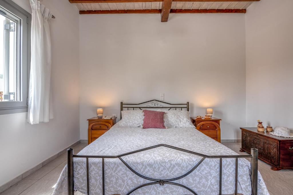 Posteľ alebo postele v izbe v ubytovaní Lahardi - Seaside House