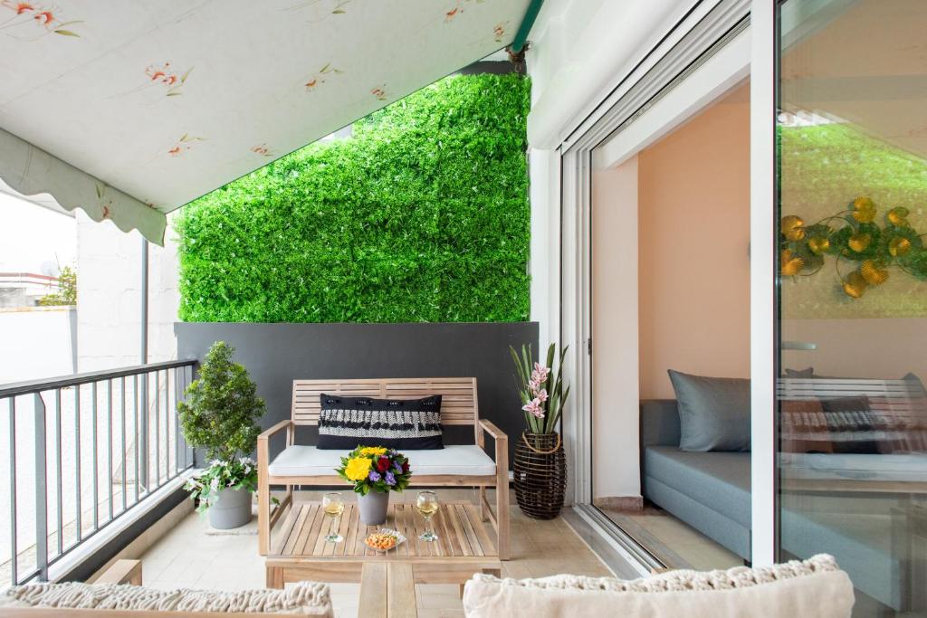 Balkón alebo terasa v ubytovaní Blue Ark Boho Stay at Acropolis