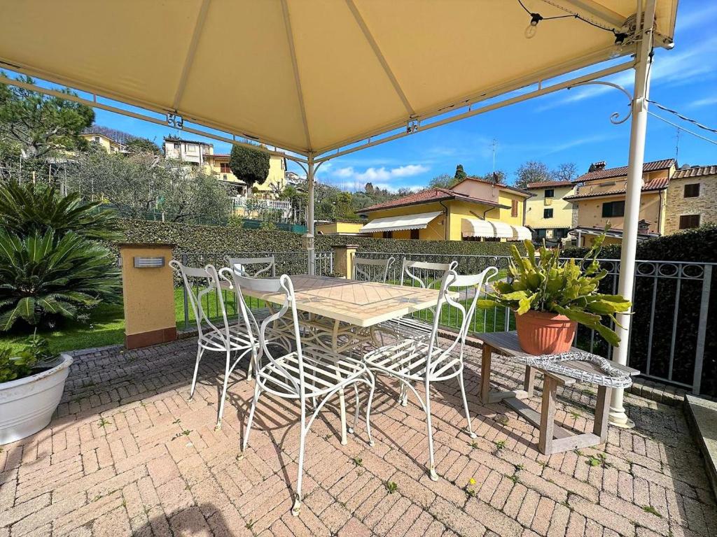 Patio nebo venkovní prostory v ubytování Villetta La Panoramica by Nicola Real Estate