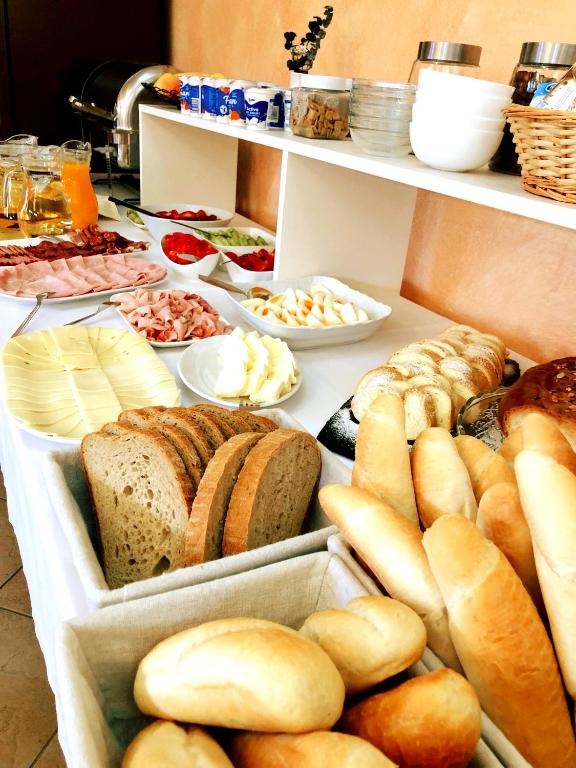 Hotel Karolina - Resim 23