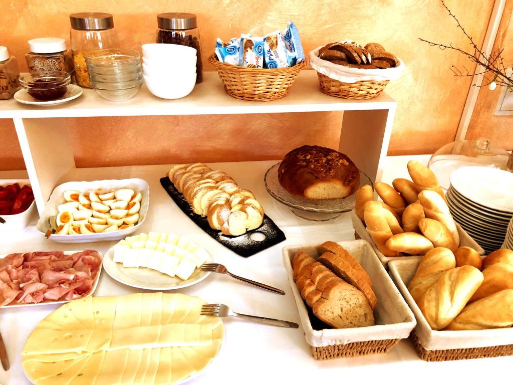 Hotel Karolina - Resim 20