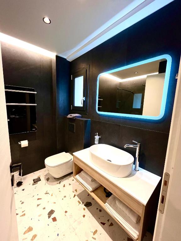 CITY HILL Luxury Apartments - 13