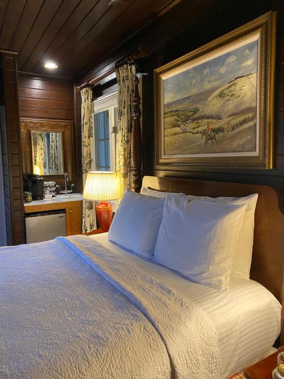 Goodstone Inn & Restaurant - Carlyle Junior Suite