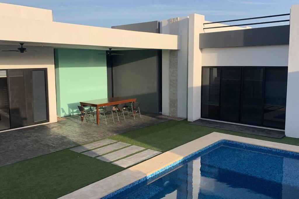 CASA RESIDENCIA EN COUNTRY CLUB, SERIS, SAN CARLOS, SONORA s, San