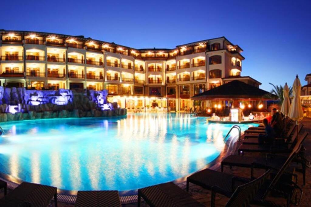 Homely, 2 Bed Apt, 4* Vineyards