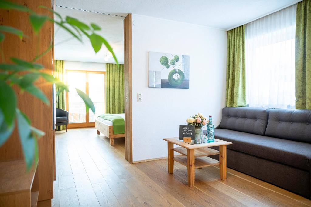 Posezení v ubytování Hotel & Gasthaus Dresch