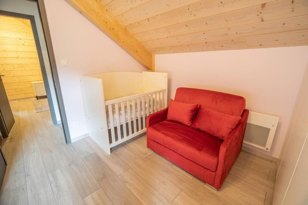Część wypoczynkowa w obiekcie L'orée des bois, SPA et Sauna