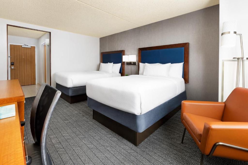 Courtyard by Marriott Atlantic City Beach Block - Tweepersoonskamer Met Twee Tweepersoonsbedden En Aangepaste Tub - Mobiliteit En Gehoortoegankelijk