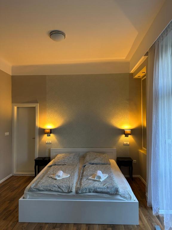 Nice 5 Apartments - Studio With Balcony