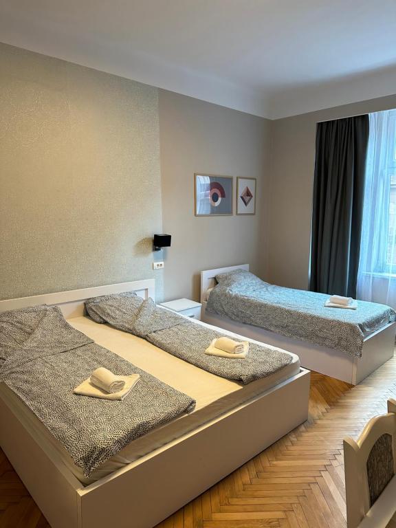 Nice 5 Apartments - Standard Triple Studio