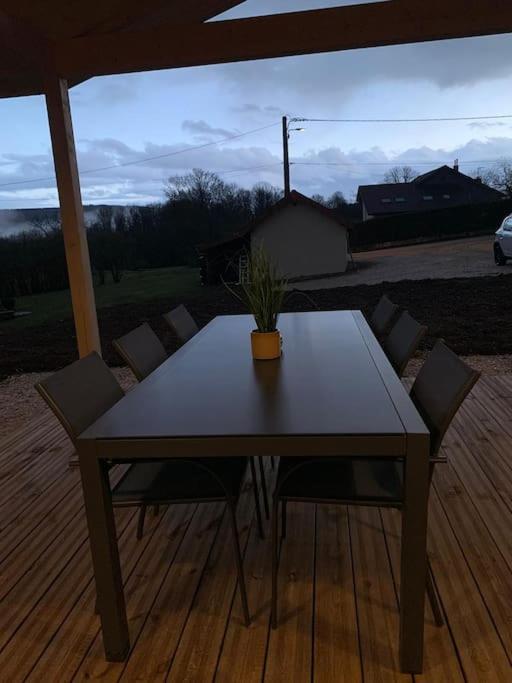 Fotografie z fotogalerie ubytování Gîte chalet, Au Doubs Logis v destinaci Pierrefontaine-les-Varans