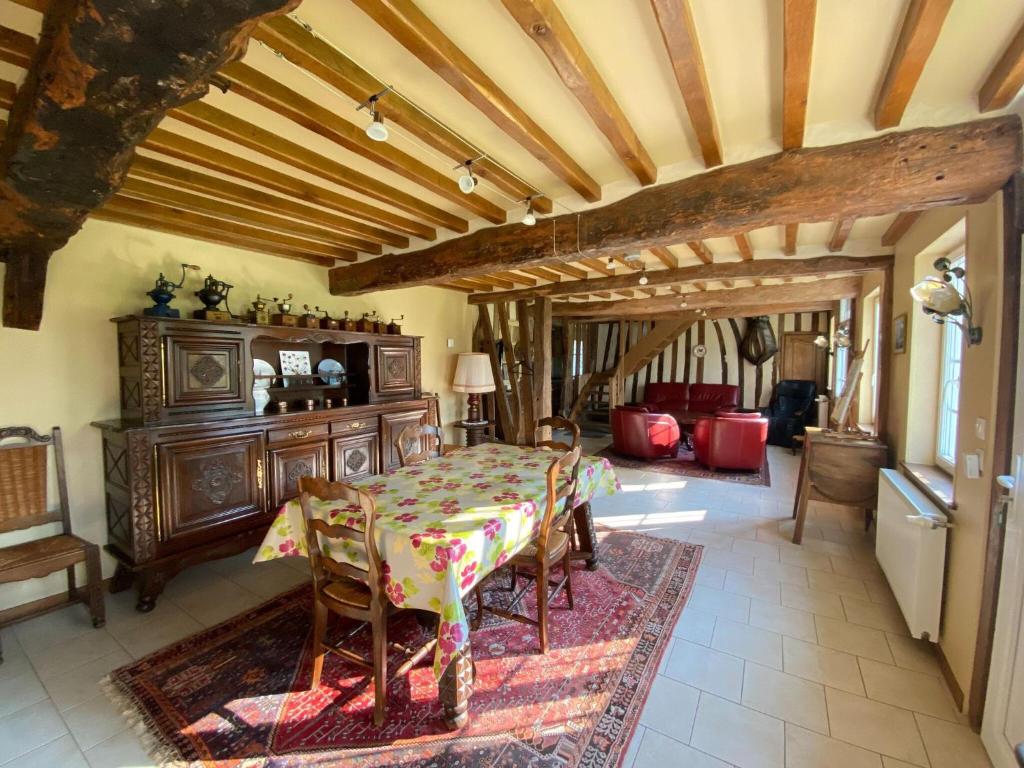 Holiday home in Crasville la Roquefort - Maison De Vacances De Deux Chambres