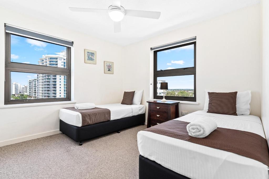 Windward Apartments - 