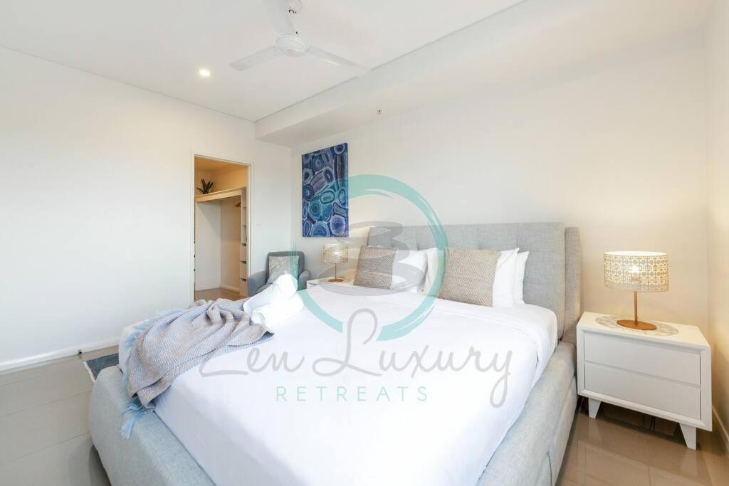 Letto o letti in una camera di ZEN At ARRAY: 2BR Retreat in CBD