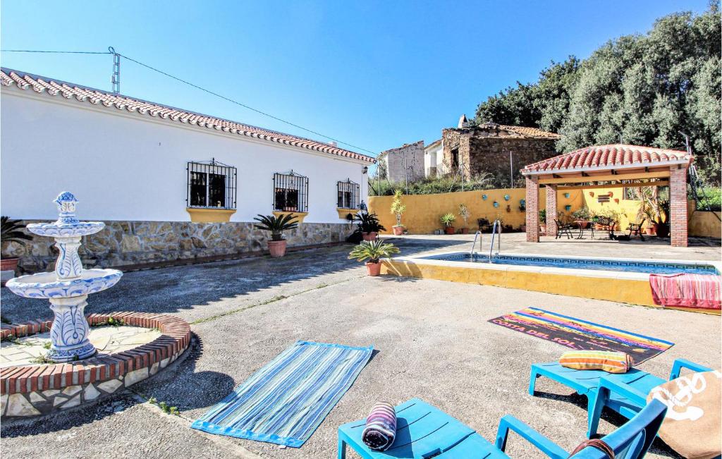Víctor, Torrox – Precios actualizados 2023