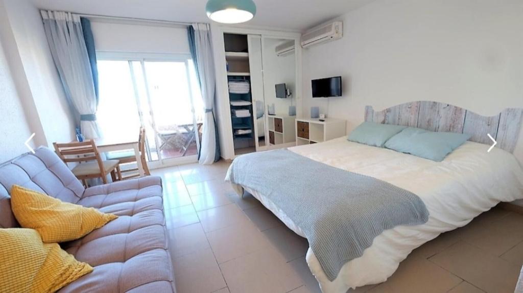 A bed or beds in a room at Brise Marine