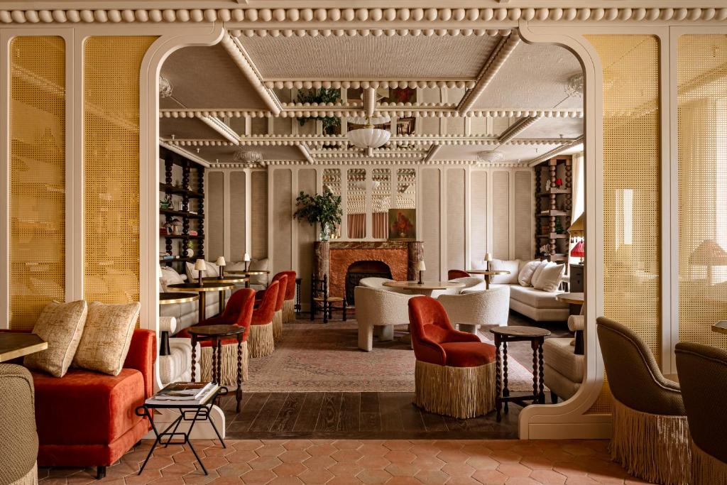 Château des Fleurs Hôtel & Spa Paris - Resim 24