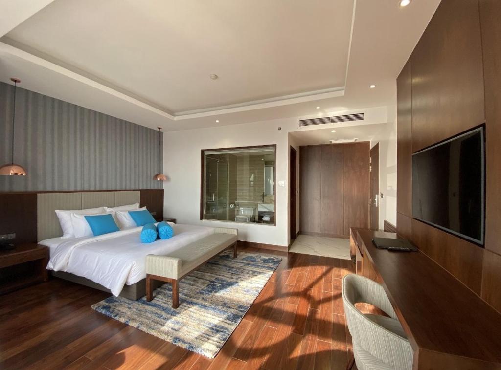 D'Lecia Ha Long Hotel - 18