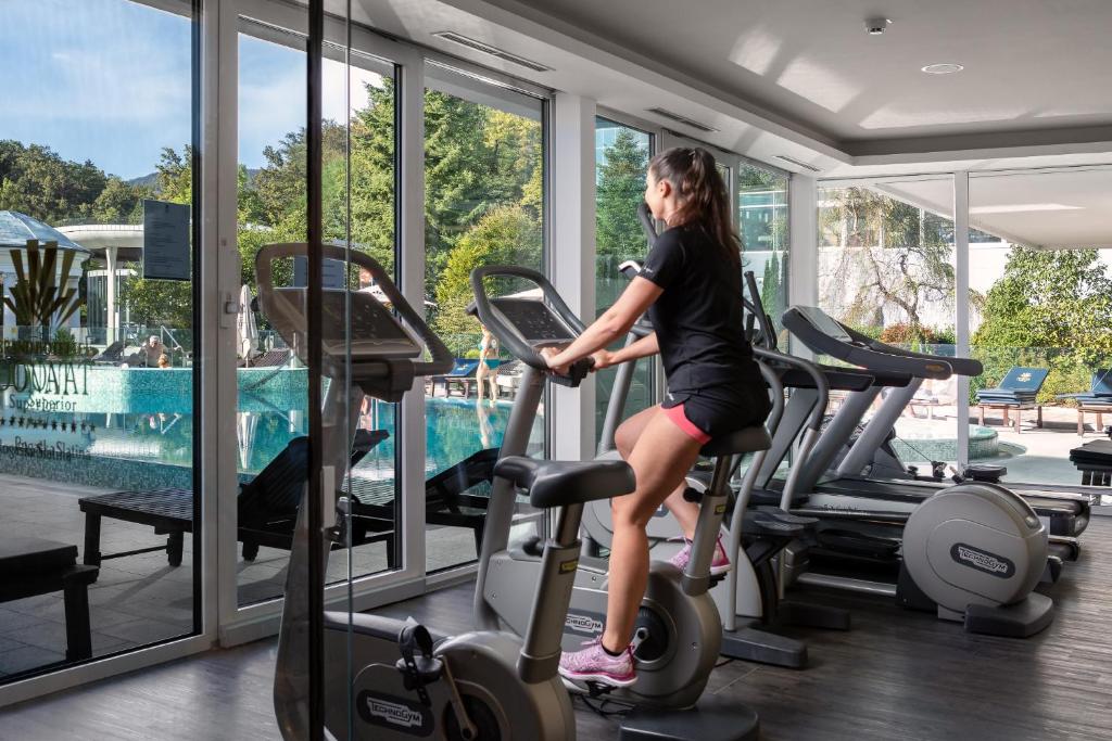 Fitness centrum a/nebo fitness zařízení v ubytování Grand Hotel Donat Superior & Wellness Center