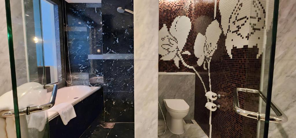 Ascott Raffles Place Singapore photo