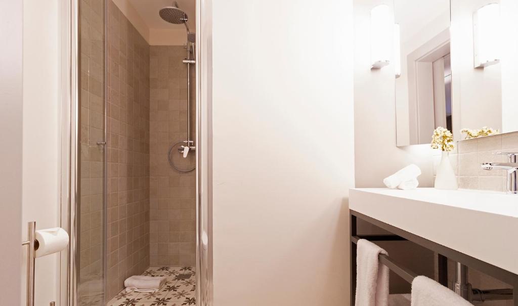 Salle de bains dans l'établissement Pousada Alfama