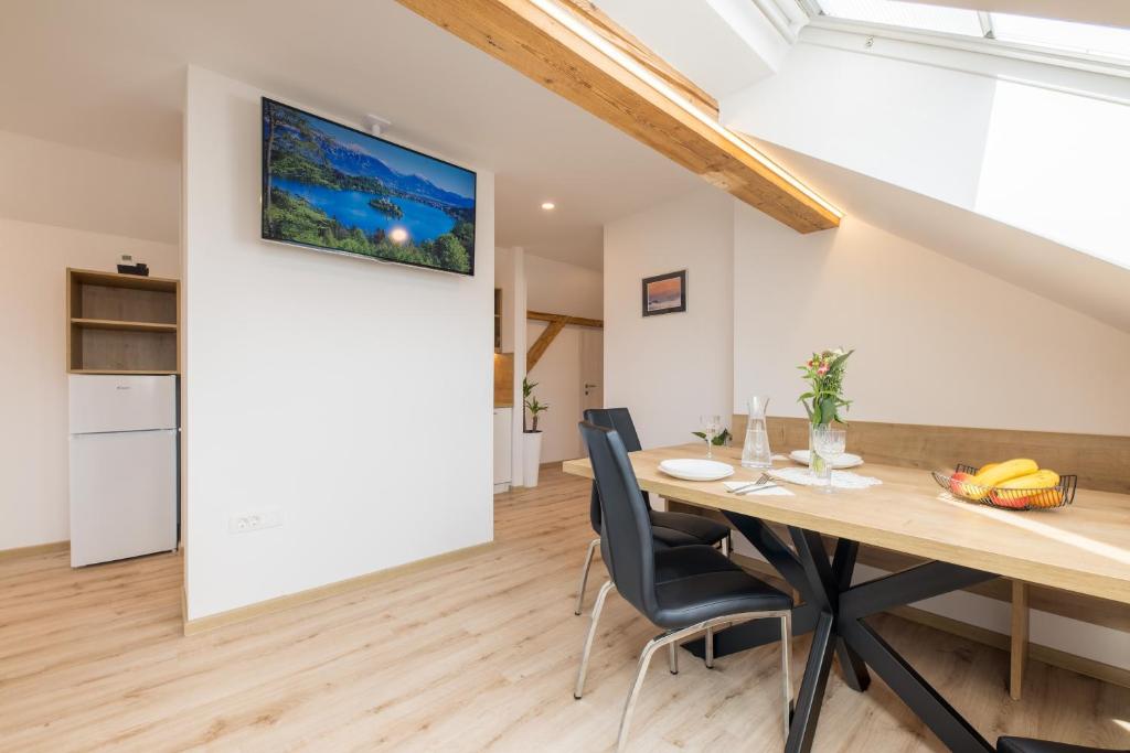 Kuchyň nebo kuchyňský kout v ubytování Apartments Repinc