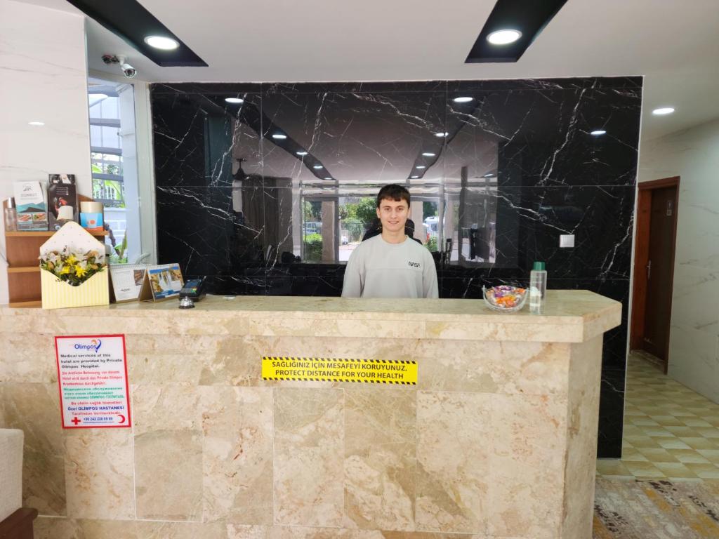 فضای داخلی Kartal Hotel در آنتالیا - تصویر ۳