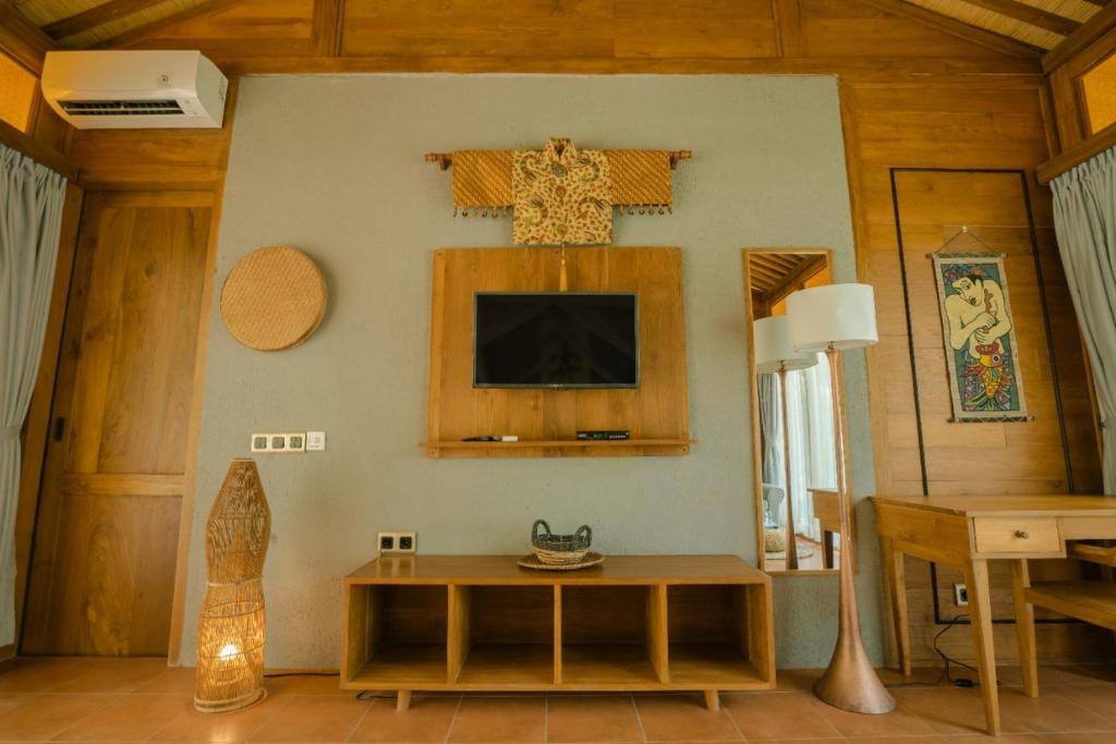 TV a/nebo společenská místnost v ubytování Chandaka Borobudur