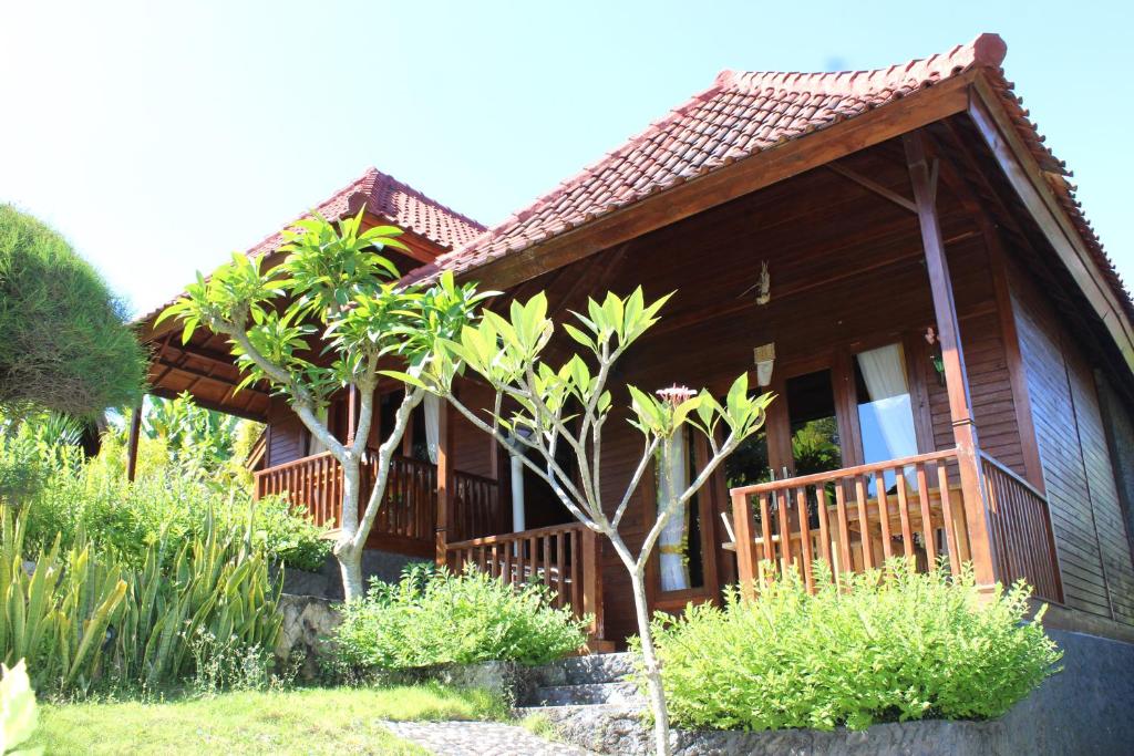 Bamboo Bungalow Jungle View - 18