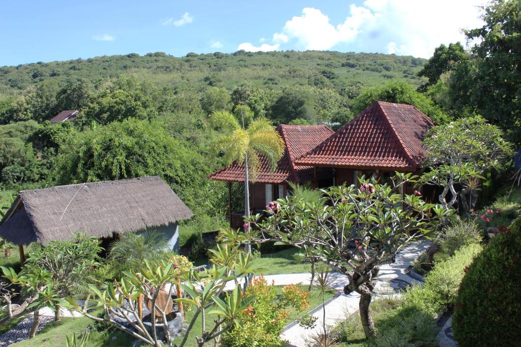 Bamboo Bungalow Jungle View - 4