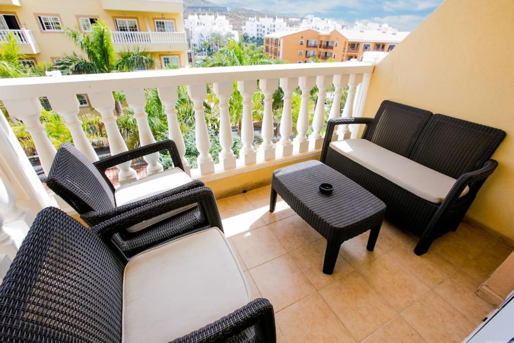 Balkón alebo terasa v ubytovaní Palm Mar Romantic Suite A11