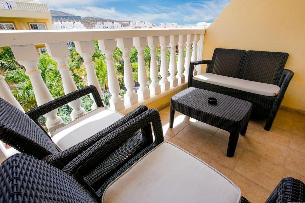 Balkón alebo terasa v ubytovaní Palm Mar Romantic Suite A11