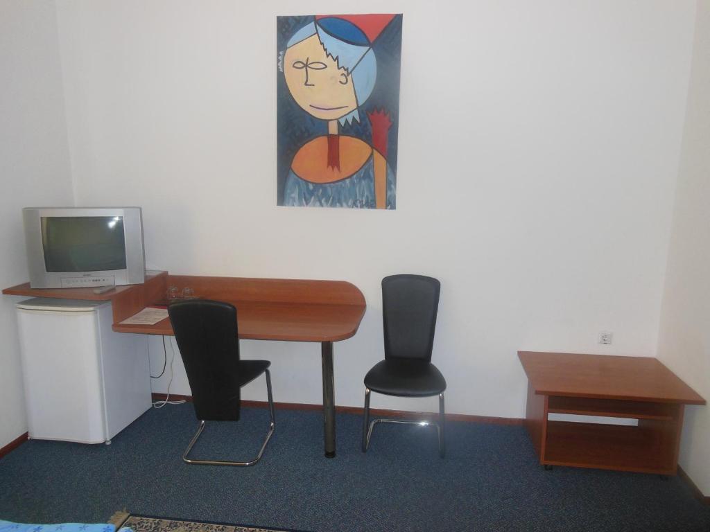 TV a/nebo společenská místnost v ubytování Hotel Pri Belokranjcu