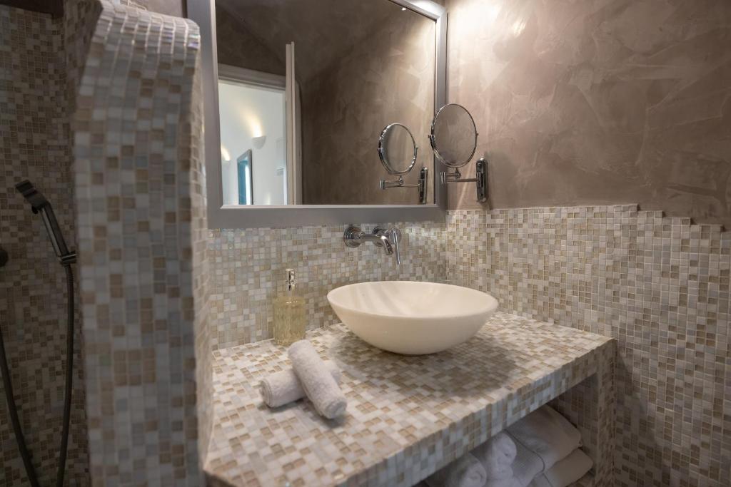 Above Blue Suites - 11