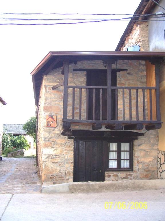 Budova, v ktorej sa dom na vidieku nachádza